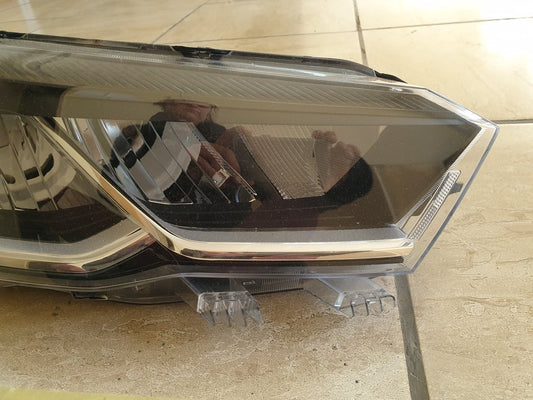 Volkswagen Polo TSI Right Headlight