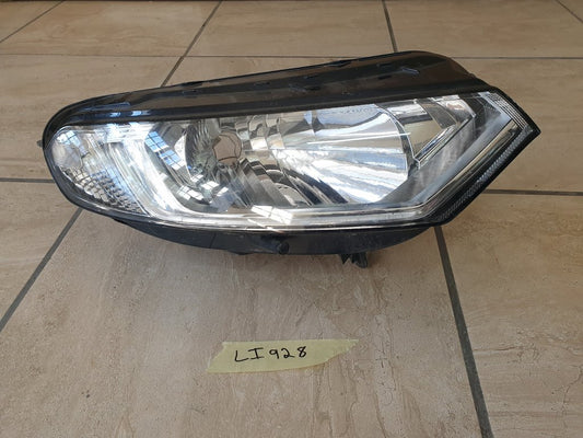 Ford Ecosport ii Right Headlight