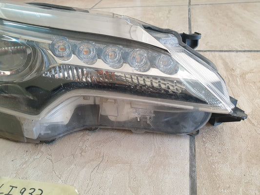 Toyota Fortuner Right Headlight