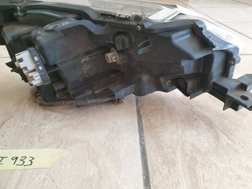 Toyota Fortuner Left Headlight