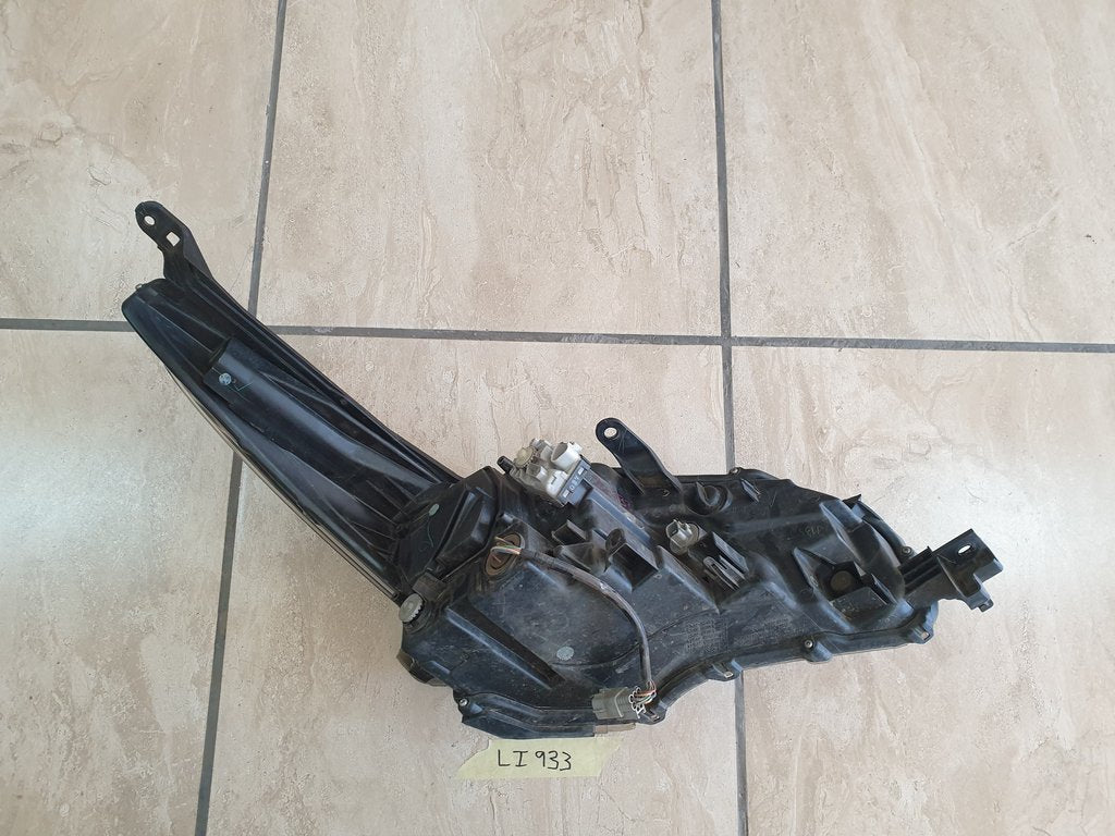 Toyota Fortuner Left Headlight