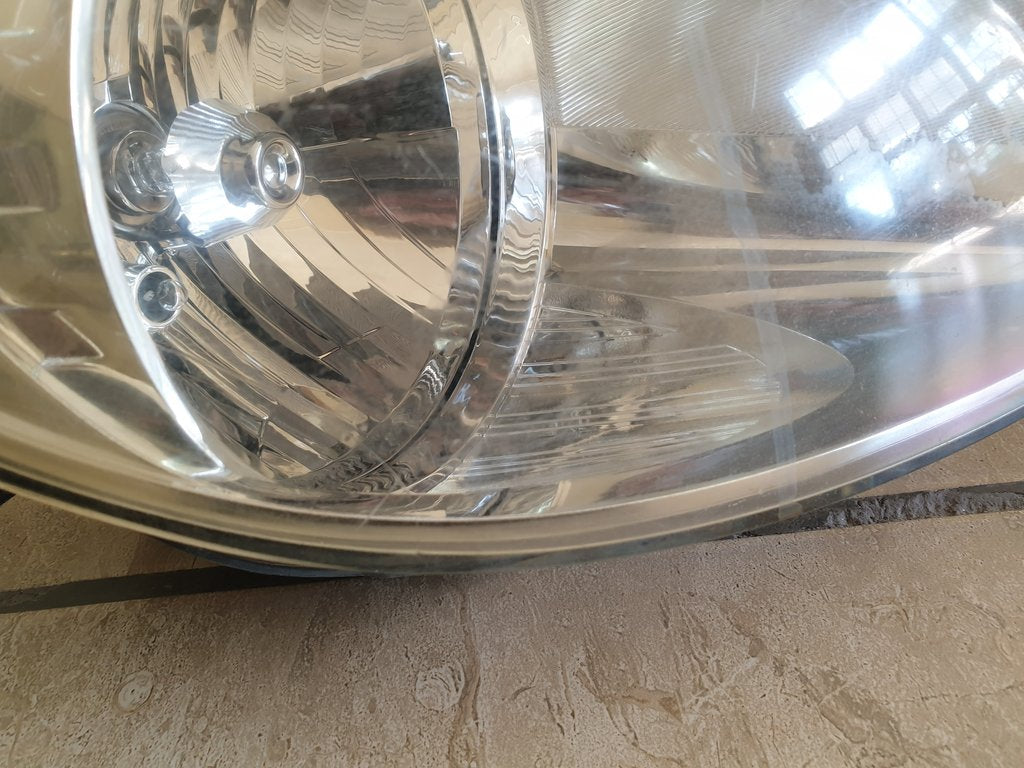 Hyundai i20 2009, 2010, 2011, 2012 Right Headlight