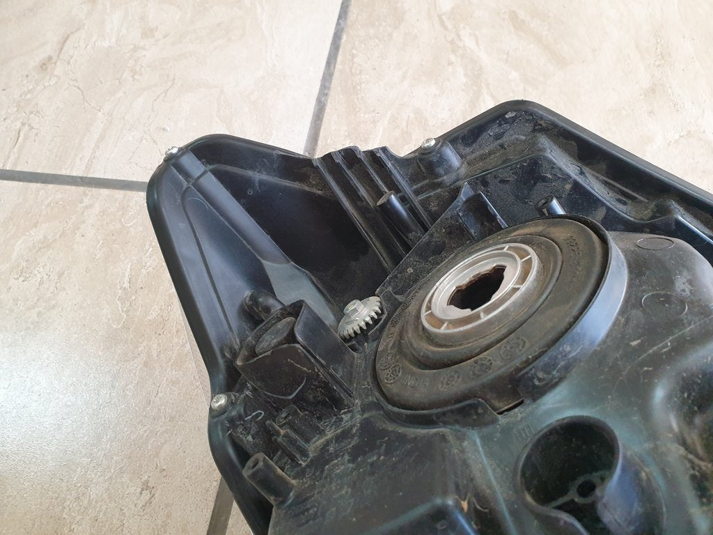 Toyota Rumion Suzuki Ertiga Left Headlight