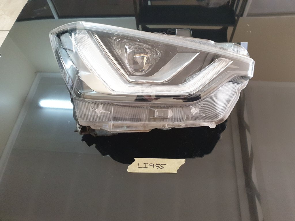 Isuzu D-Max Right Headlight