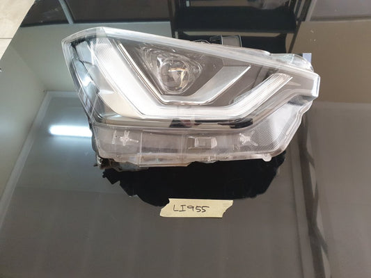 Isuzu D-Max Right Headlight