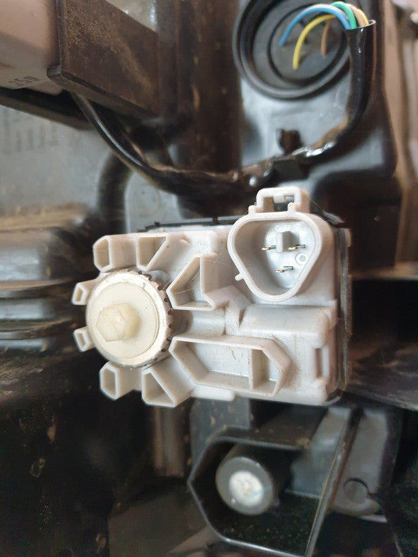 Isuzu D-Max Left Headlight