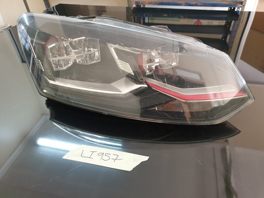 Volkswagen Polo GTI  Right Headlight