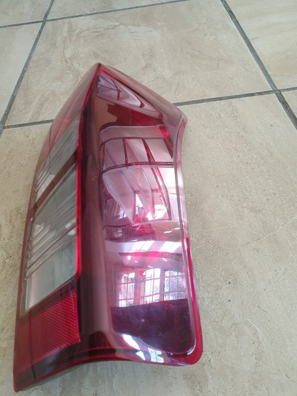 Isuzu Aftermarket D-Max Right Taillight