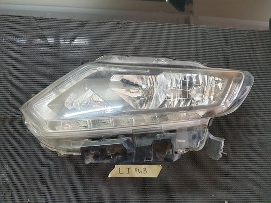 Nissan X-Trail Left Headlight