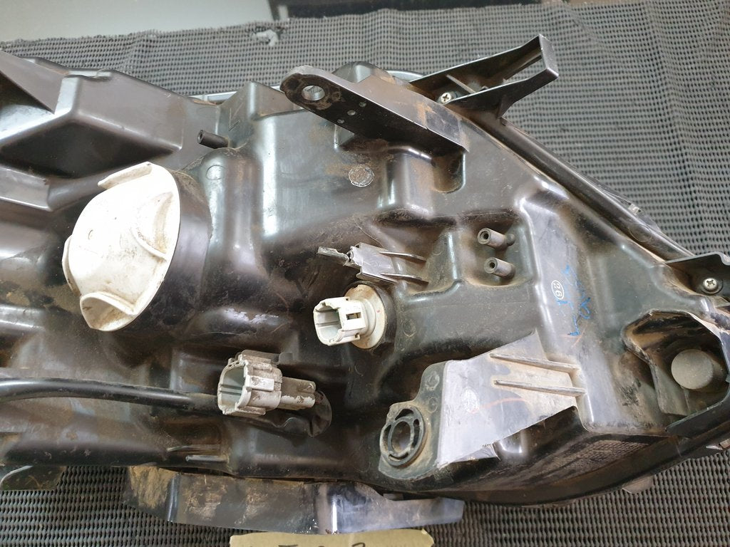 Nissan X-Trail Left Headlight