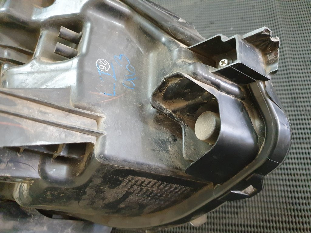 Nissan X-Trail Left Headlight