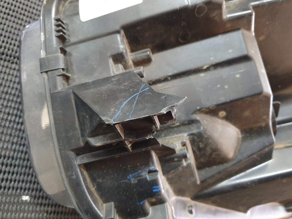 Renault Duster Right Headlight