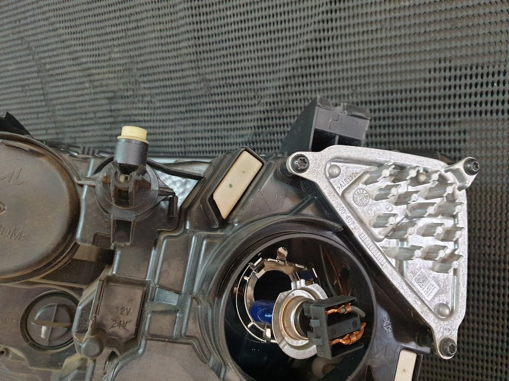 Renault Duster Right Headlight