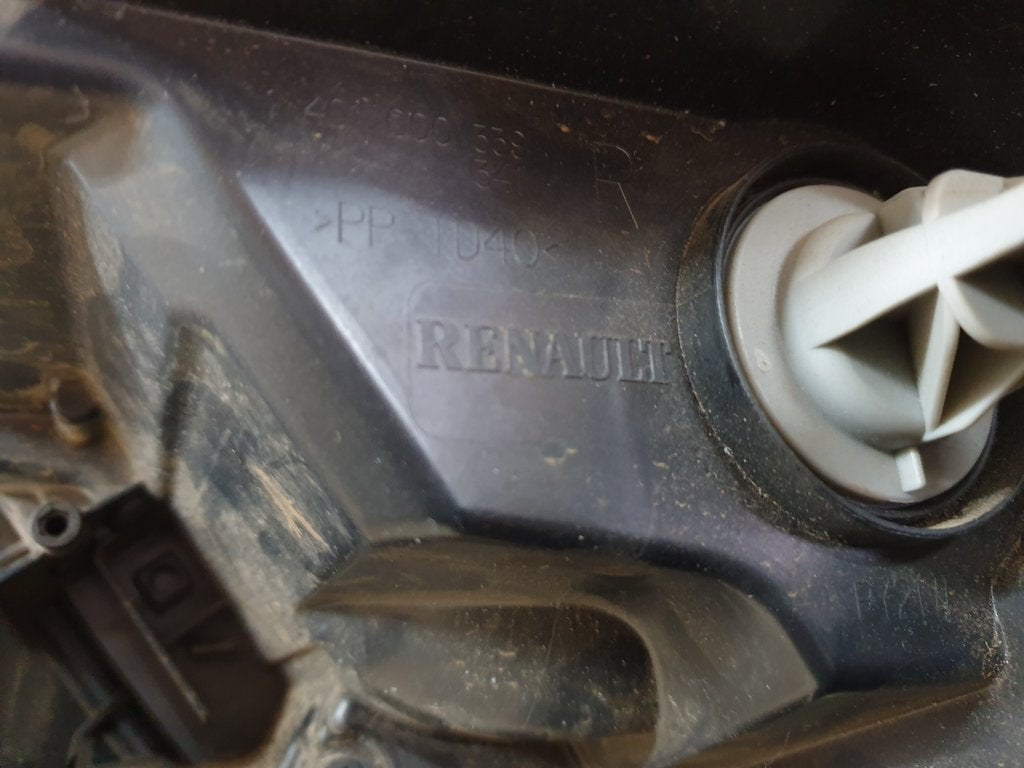 Renault Duster Right Headlight