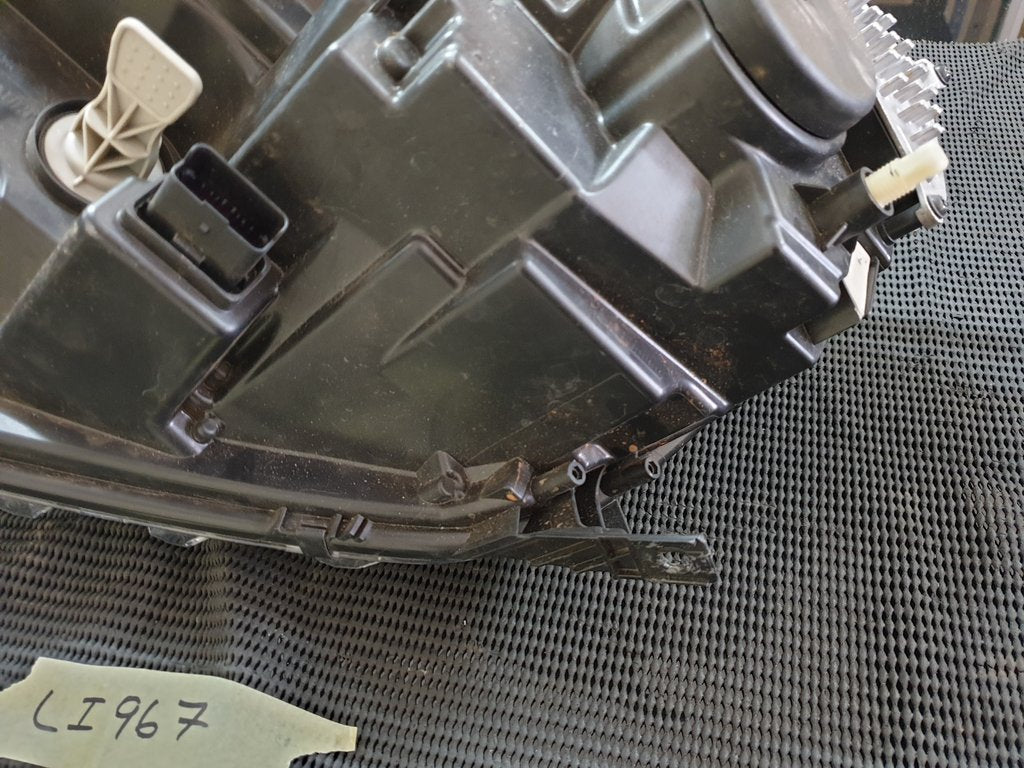 Renault Duster Right Headlight