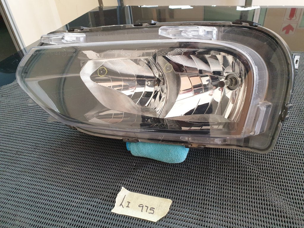 Renault Kwid Left Headlight