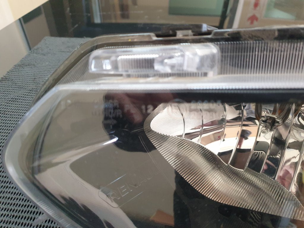 Renault Kwid Left Headlight