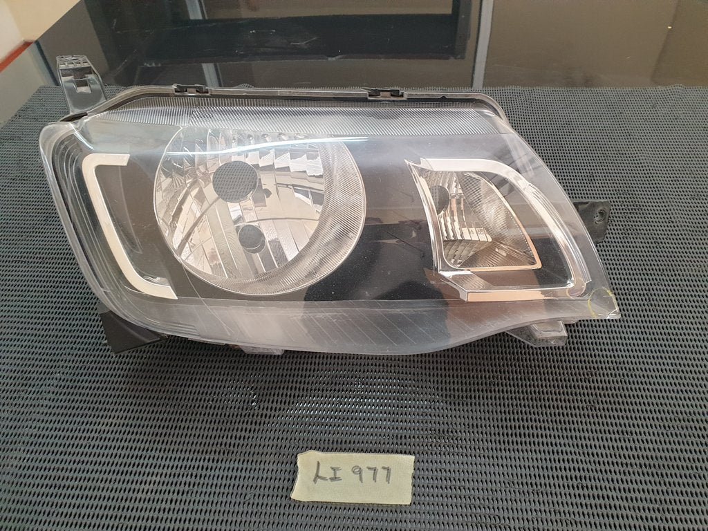Renault Kwid Right Headlight