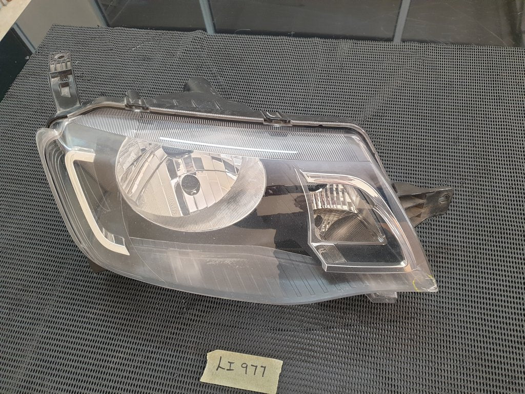 Renault Kwid Right Headlight