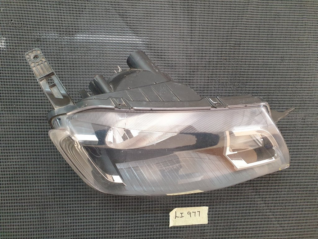 Renault Kwid Right Headlight