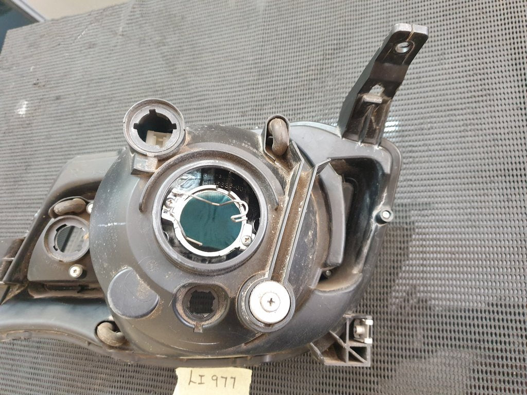 Renault Kwid Right Headlight