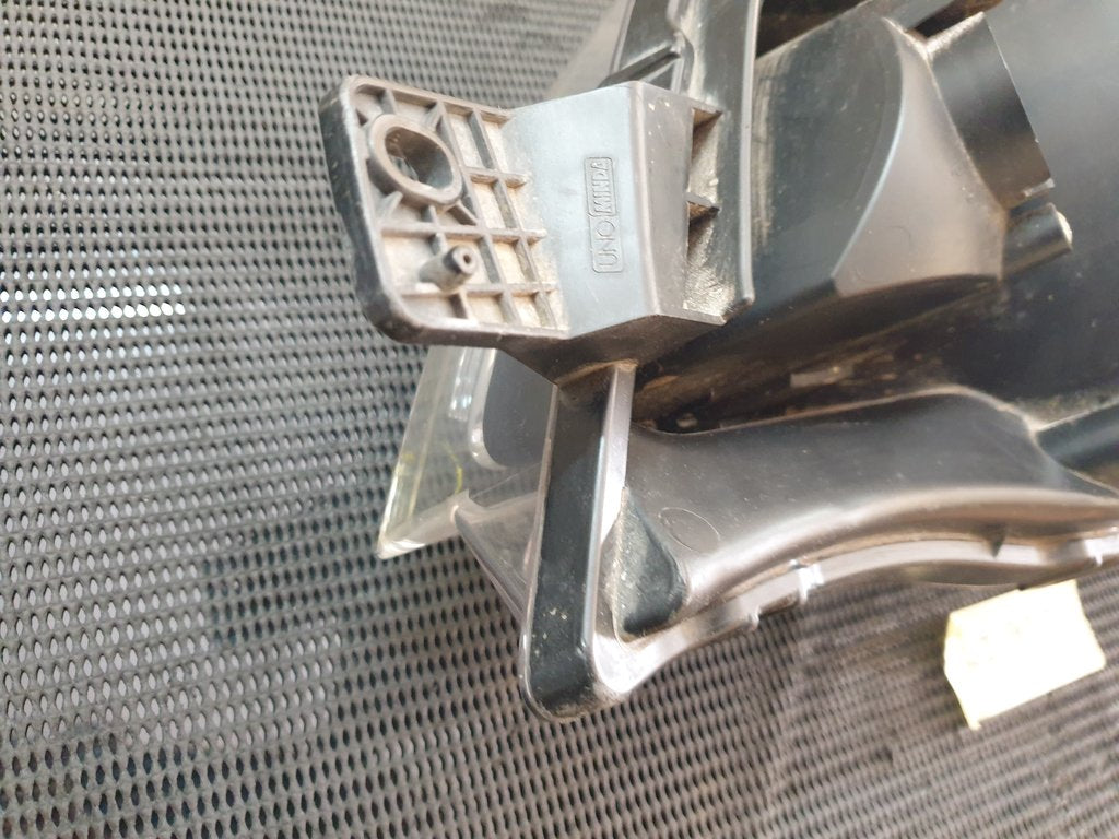 Renault Kwid Right Headlight
