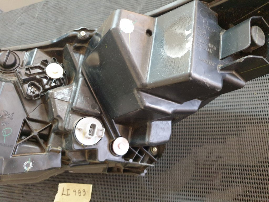 Honda HR-V Right Headlight