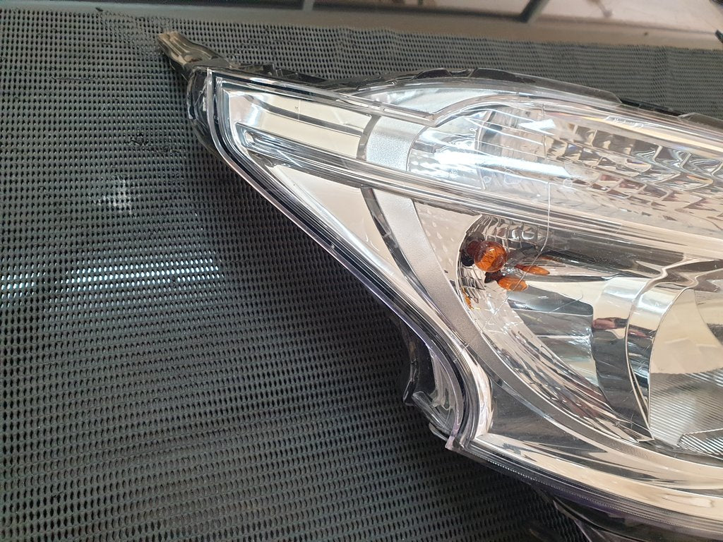 Peugot Aftermarket 208 Right Headlight