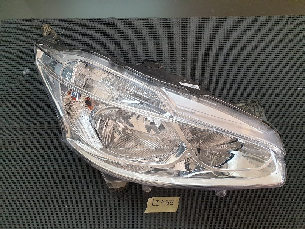 Peugot Aftermarket 208 Right Headlight