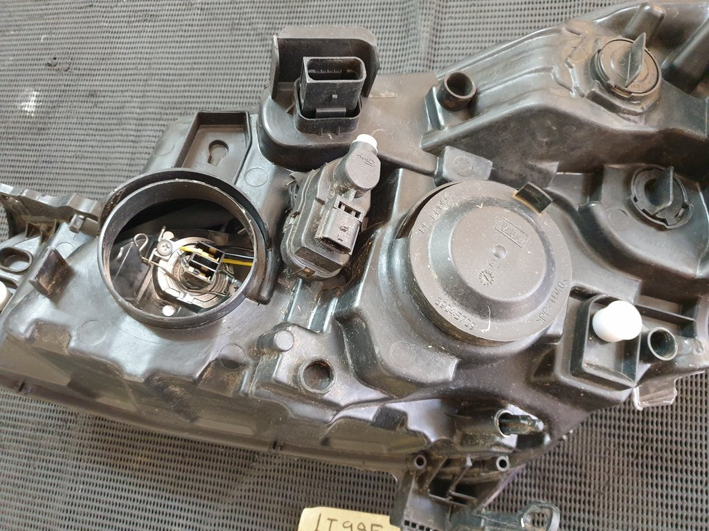 Peugot Aftermarket 208 Right Headlight