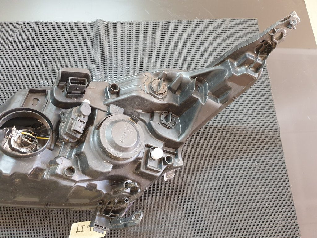 Peugot Aftermarket 208 Right Headlight