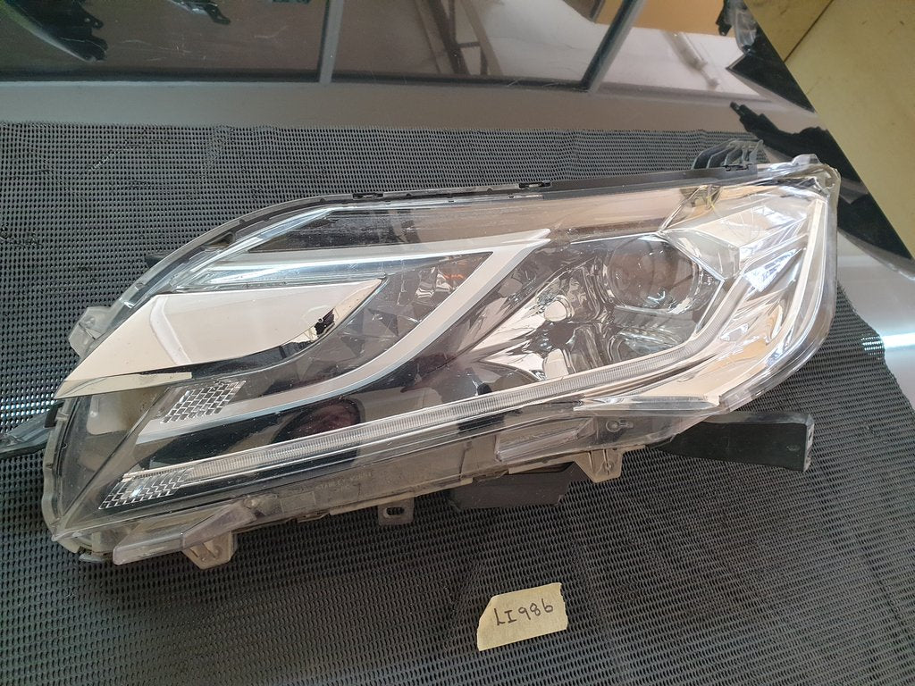 Mitsubishi Pajero Left Headlight