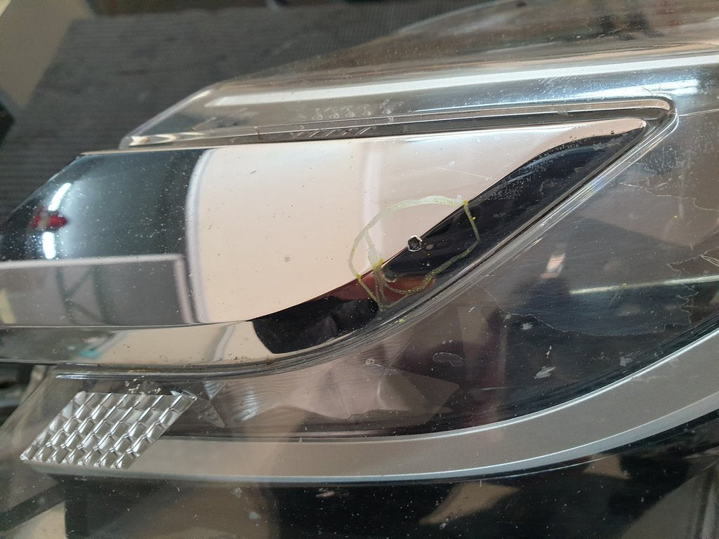 Mitsubishi Pajero Left Headlight