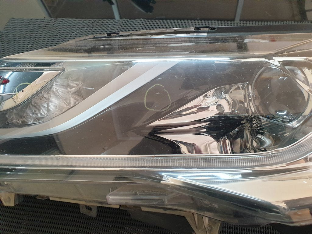 Mitsubishi Pajero Left Headlight