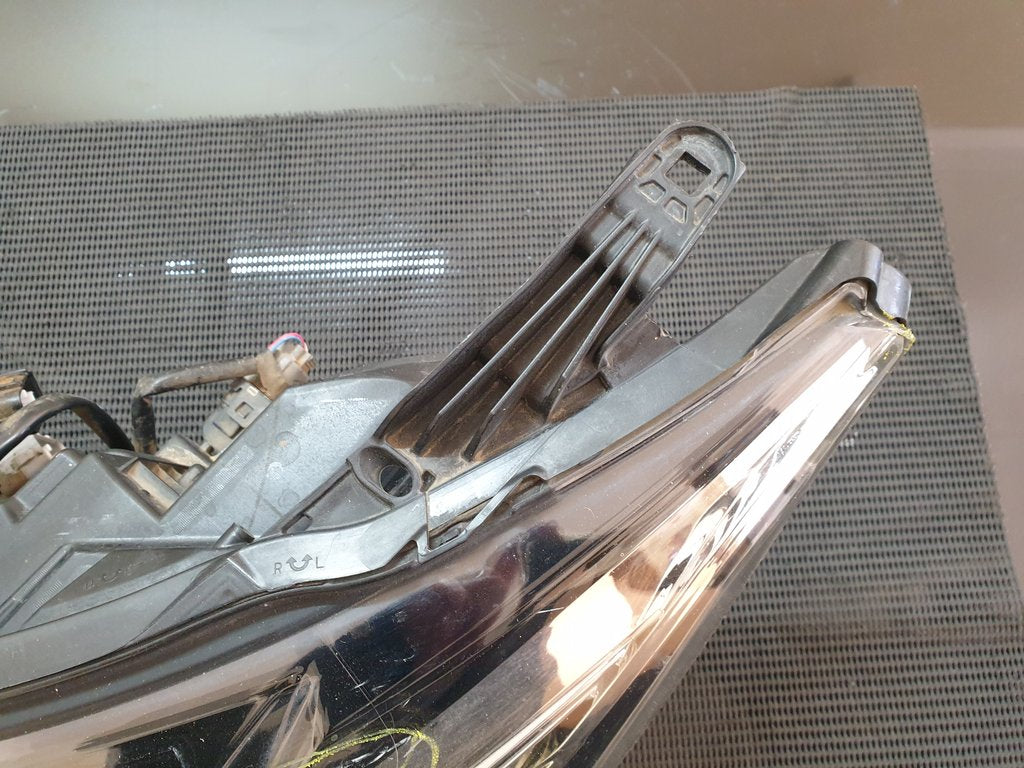 Mitsubishi Pajero Left Headlight