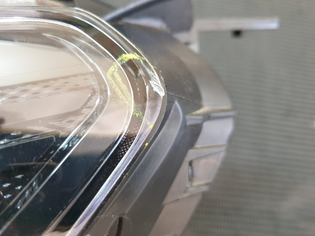 KIA Sonet Left Headlight