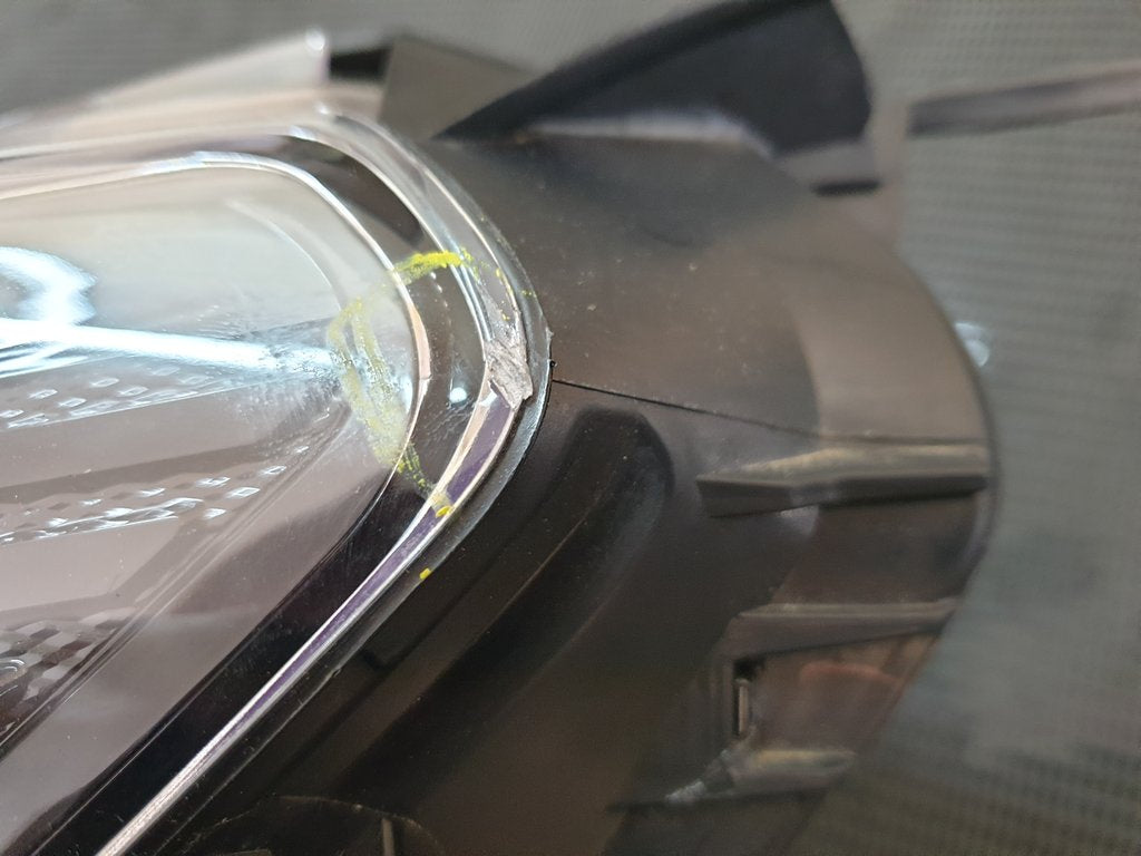 KIA Sonet Left Headlight