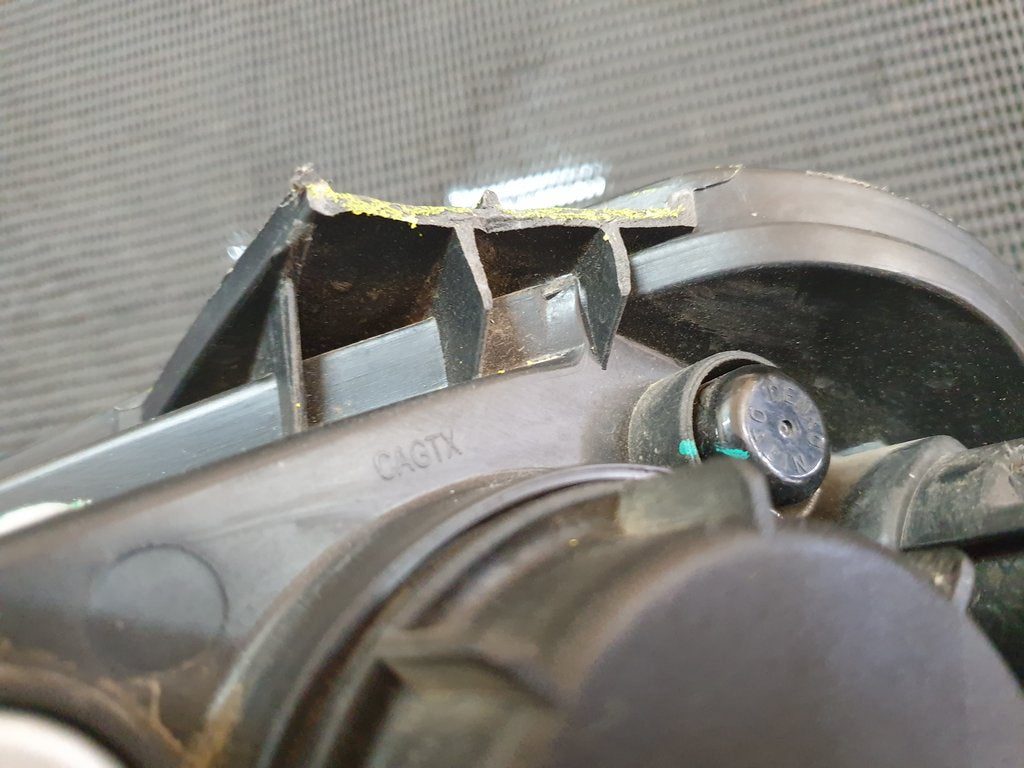 GWM Steed 5 Right Headlight