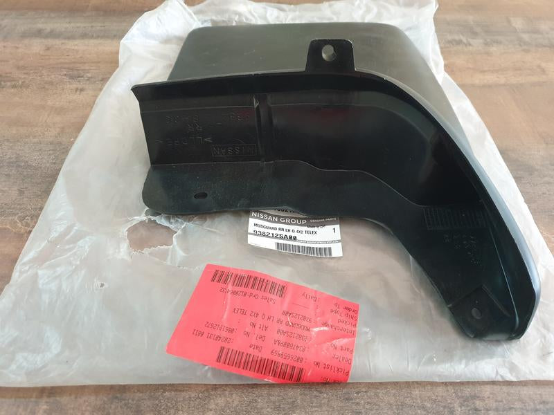 Original New Nissan NP300 Left Rear Mudguard