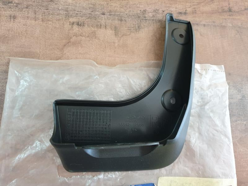 Original New Hyundai Accent Right Rear Mudguard