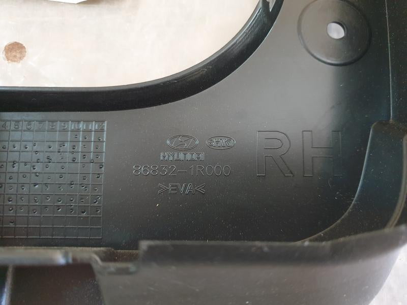 Original New Hyundai Accent Right Front Mudguard