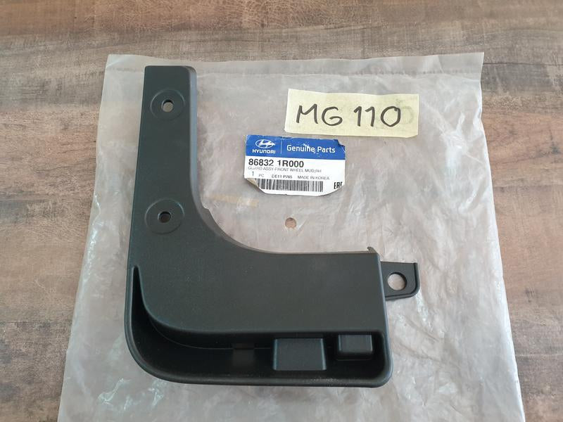 Original New Hyundai Accent Right Front Mudguard