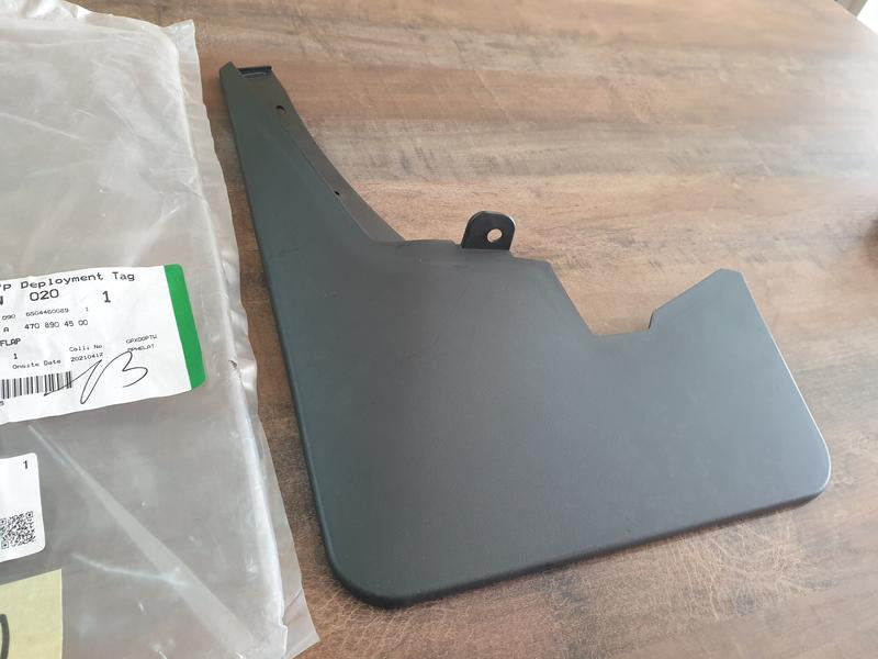 Original New Mercedes-Benz X-Class W470 Left Front Mudguard