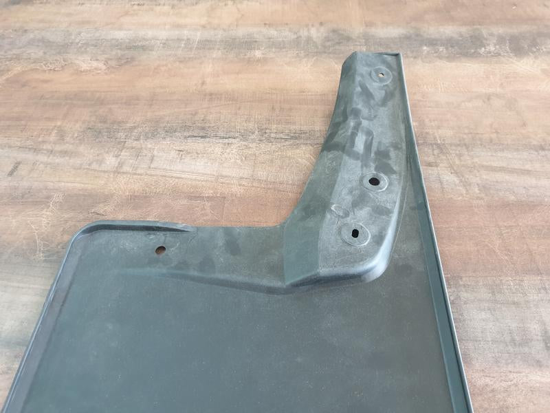 Original Used Toyota Hilux Left Rear Mudguard