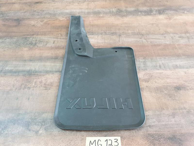 Original Used Toyota Hilux Right Rear Mudguard