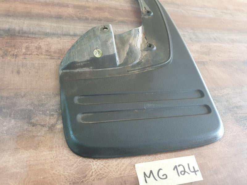 Original Used Toyota Hilux Right Front Mudguard
