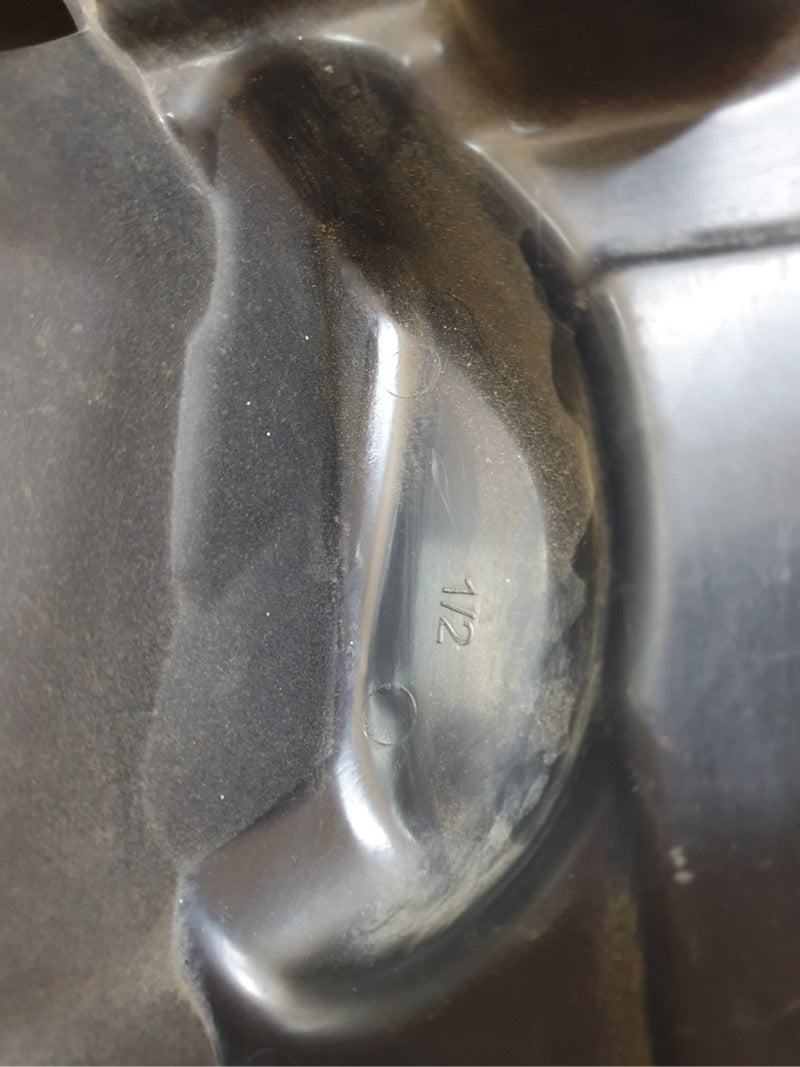 Original New Volvo XC40 Right Front Wheel Arch Guard