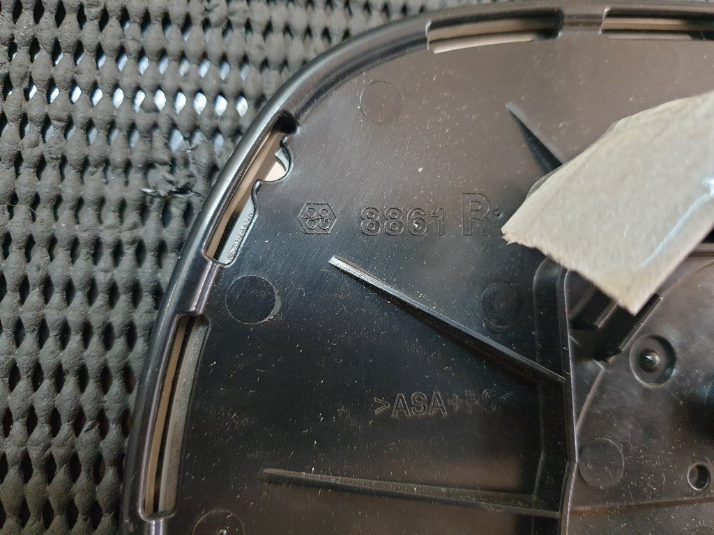 Toyota Hilux Right Outer Mirror Glass