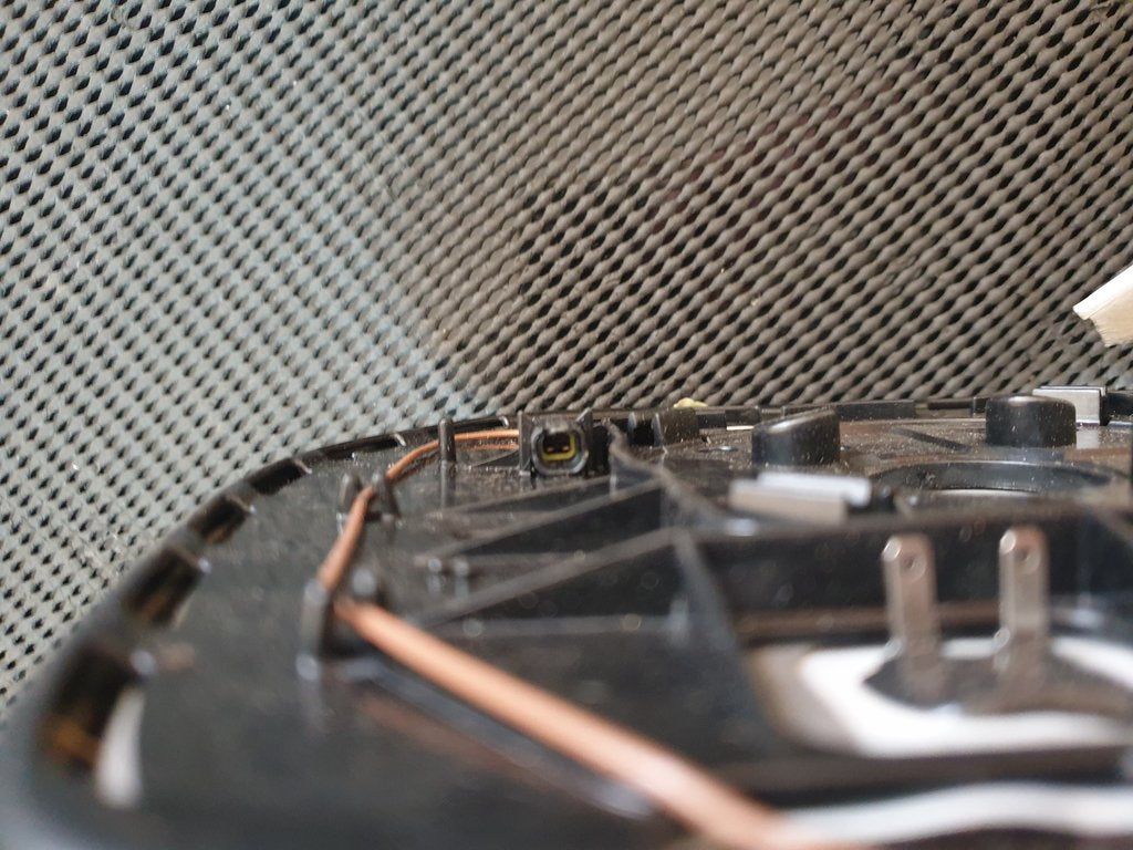 Toyota Hilux Right Outer Mirror Glass