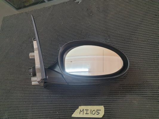 BMW 3 Series E90 E91 Right Outer Mirror Incomplete, No Lower Cover